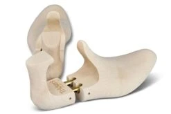 NATURAL LIME WOOD BOOT TREE 6 NATURAL LIME WOOD BOOT TREE -Chic Shoes Store natural lime wood boot tree 866006